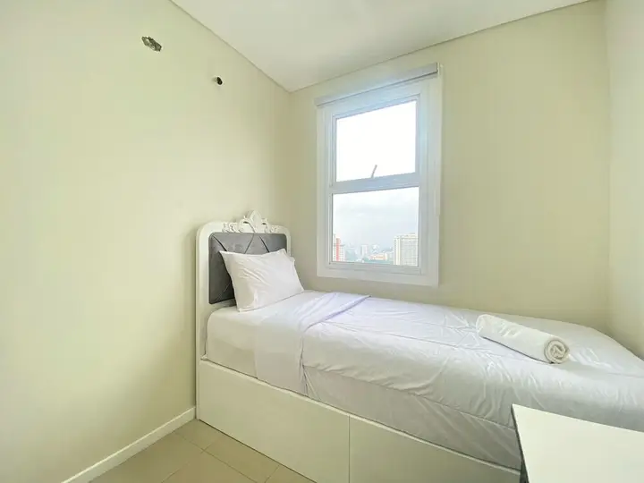 Бандунг: Spacious 2Br Apartment At Parahyangan Residence