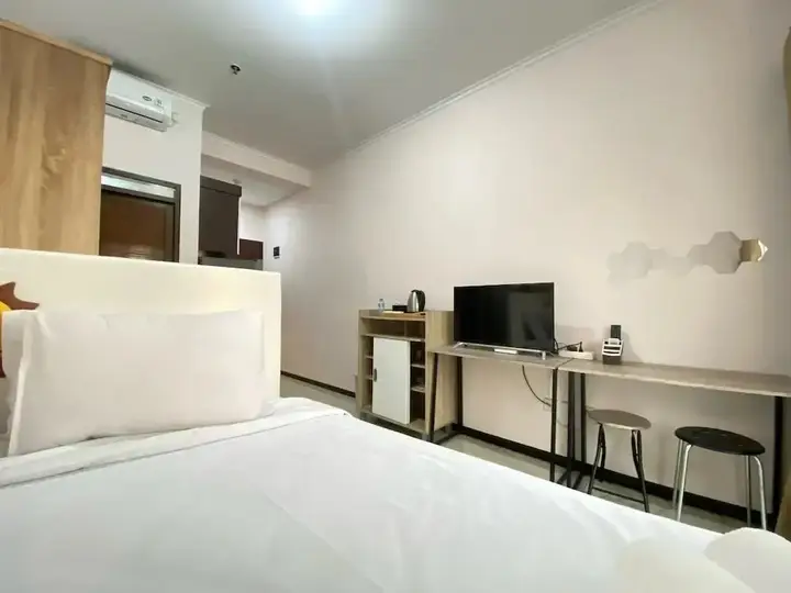Бандунг: Cozy Living Studio At Gateway Pasteur Apartment
