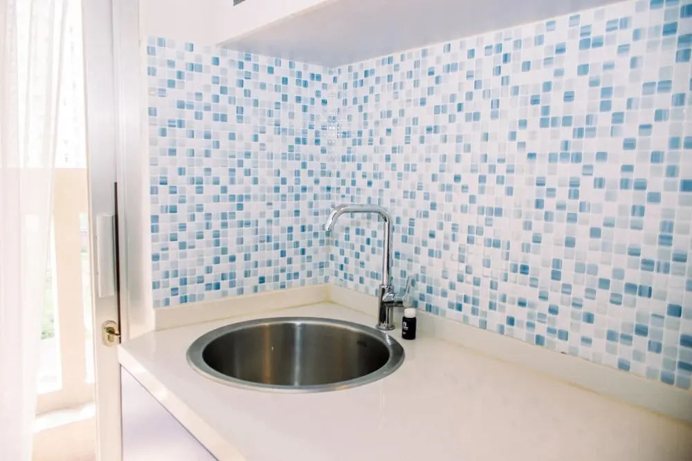 Джакарта: Comfort 1Br With Wardrobe Room At Green Bay Pluit Apartment
