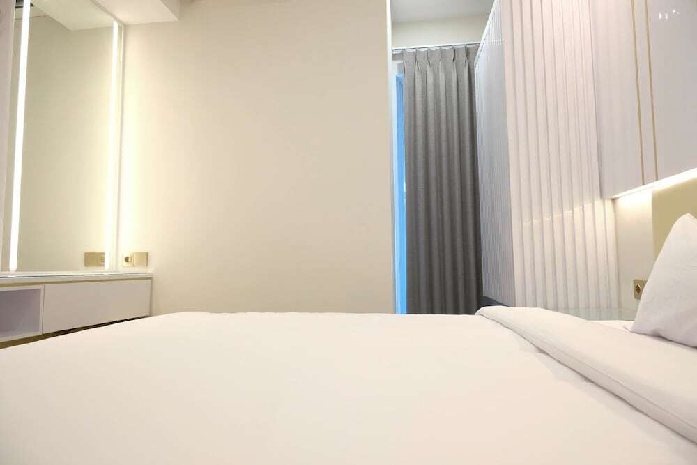 Сурабая: Exclusive And Spacious 2Br Apartment At Supermall Mansion Surabaya