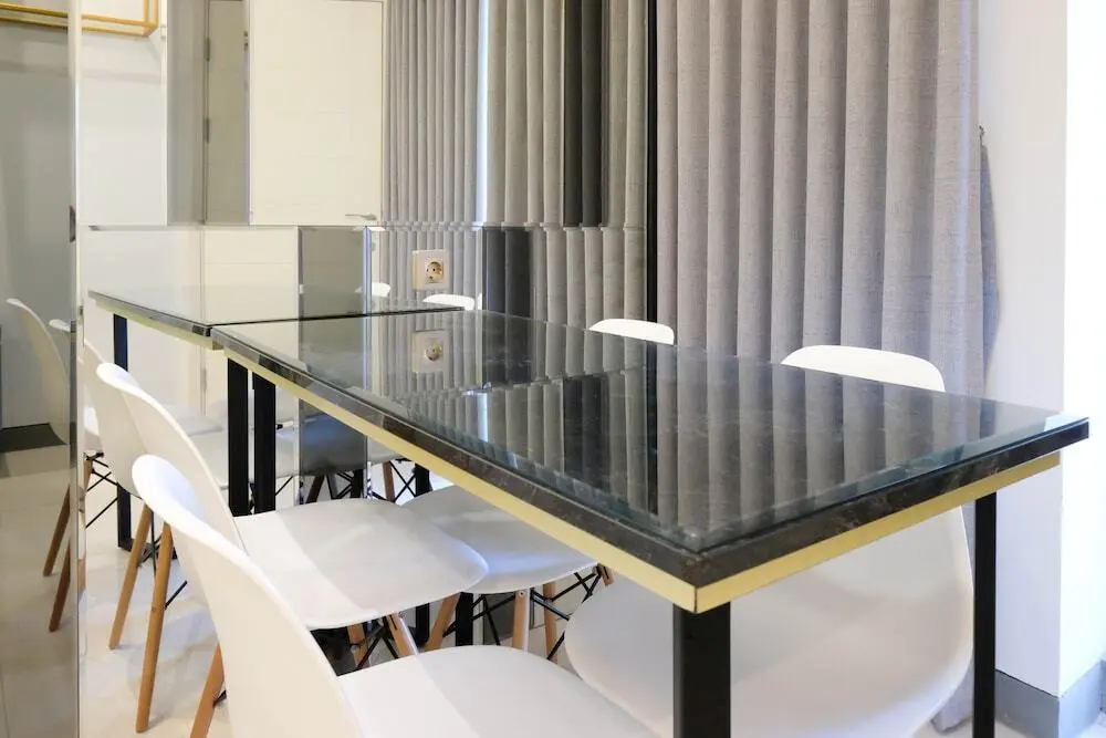 Сурабая: Exclusive And Spacious 2Br Apartment At Supermall Mansion Surabaya