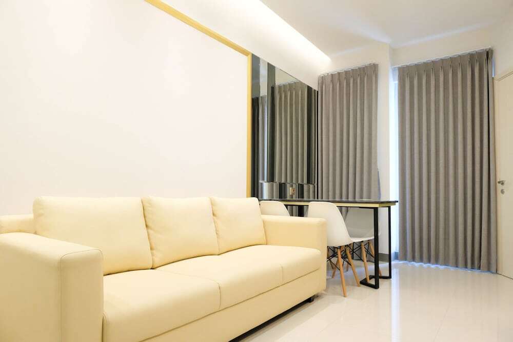 Сурабая: Exclusive And Spacious 2Br Apartment At Supermall Mansion Surabaya
