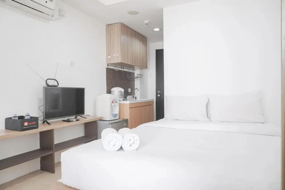 Джакарта: Minimalist And Comfort Studio At Belmont Residence Puri Apartment