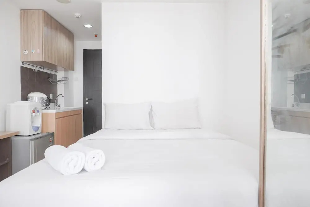 Джакарта: Minimalist And Comfort Studio At Belmont Residence Puri Apartment