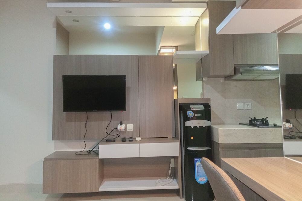 Депок: Elegant And Comfortable 1Br At Uttara The Icon Apartment