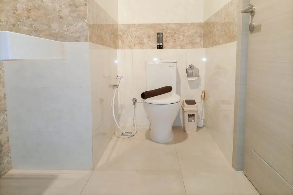 Сурабая: Comfy And Easy Access 2Br Apartment At Tanglin Supermall Mansion