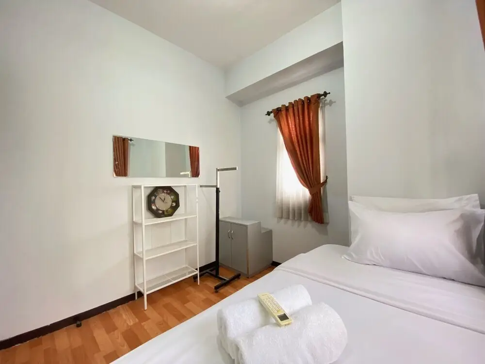 Бандунг: Comfy 2Br Apartment At Suites @Metro