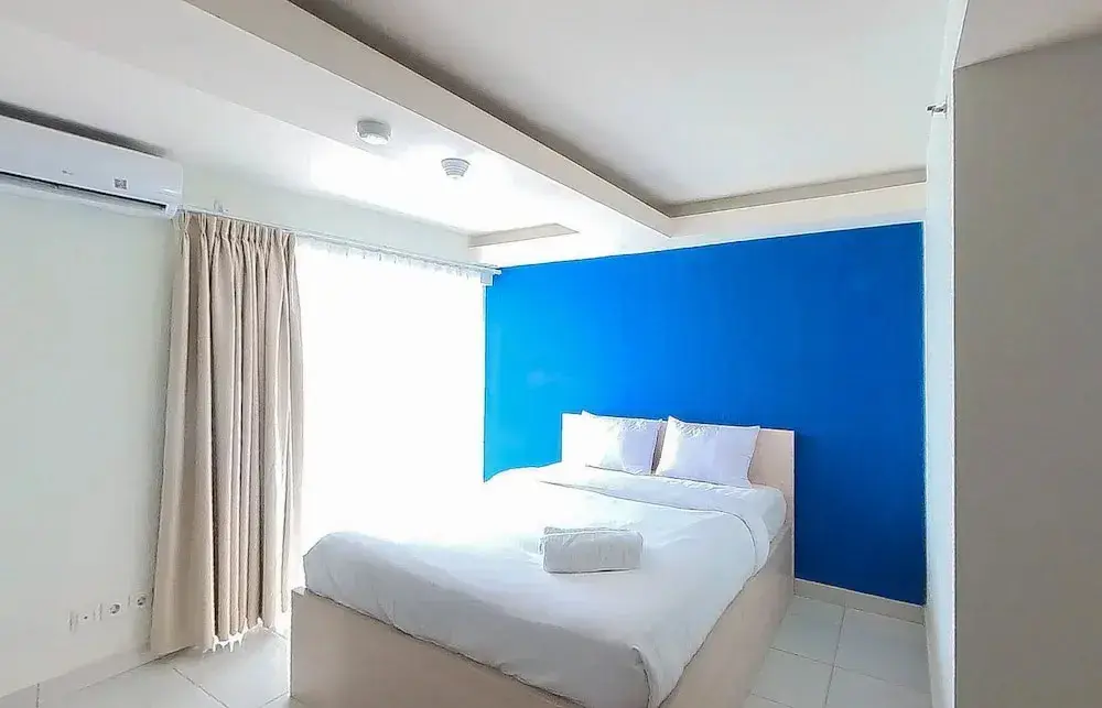 Джакарта: Comfort And Warm Studio Room At Amethyst Kemayoran Apartment