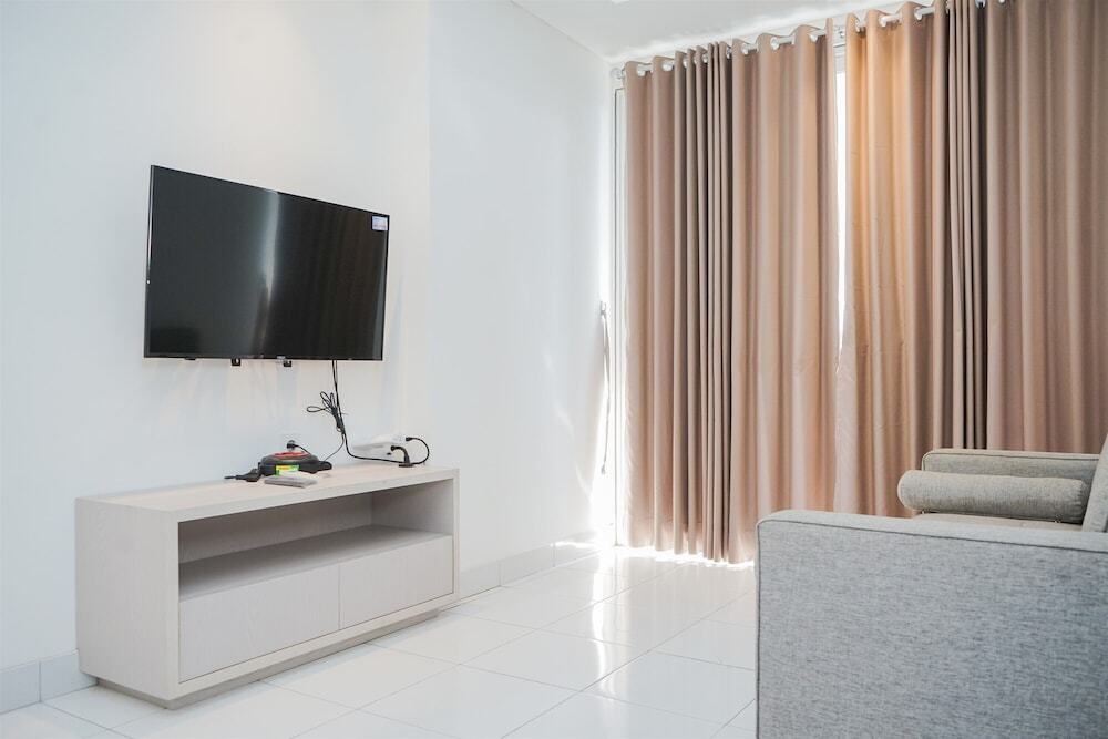 Южный Тангеранг: Comfort And Simple 1Br At Casa De Parco Apartment