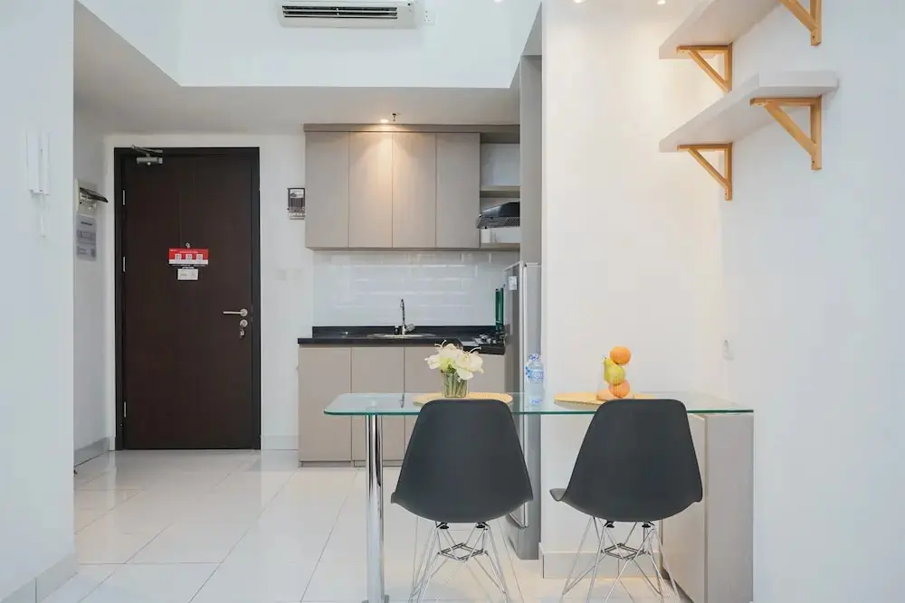 Южный Тангеранг: Comfort And Simple 1Br At Casa De Parco Apartment