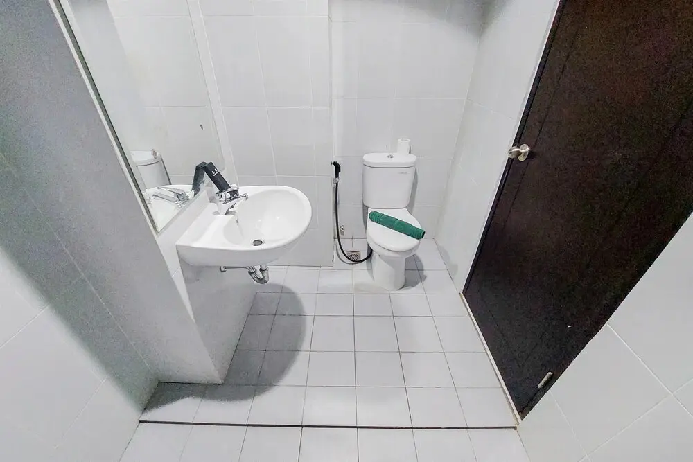Южный Тангеранг: Comfort And Simple 1Br At Casa De Parco Apartment