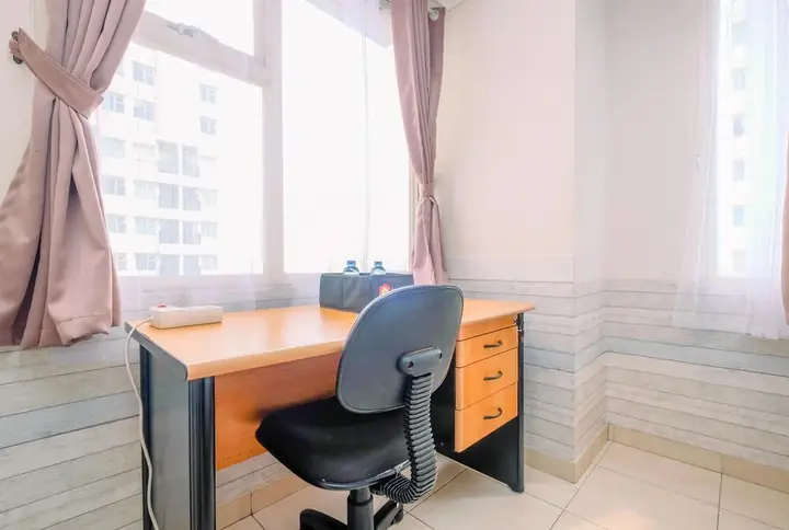 Депок: Fully Furnished And Comfy Studio Apartment Margonda Residence 3