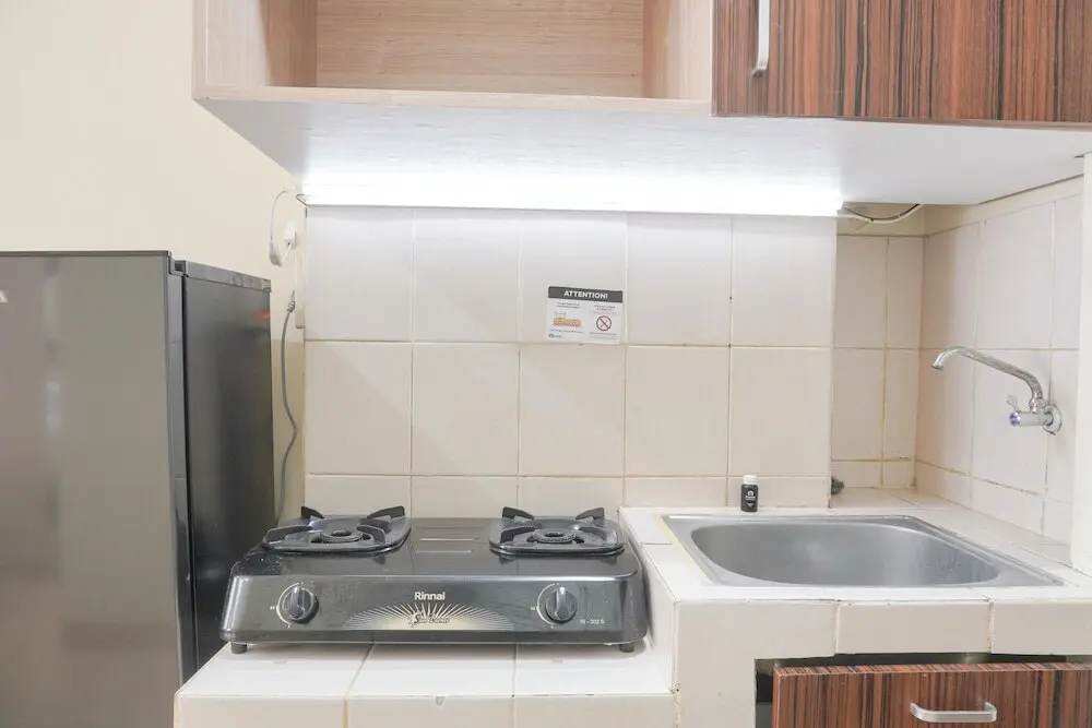 Джакарта: Nice And Elegant Studio At Sunter Park View Apartment