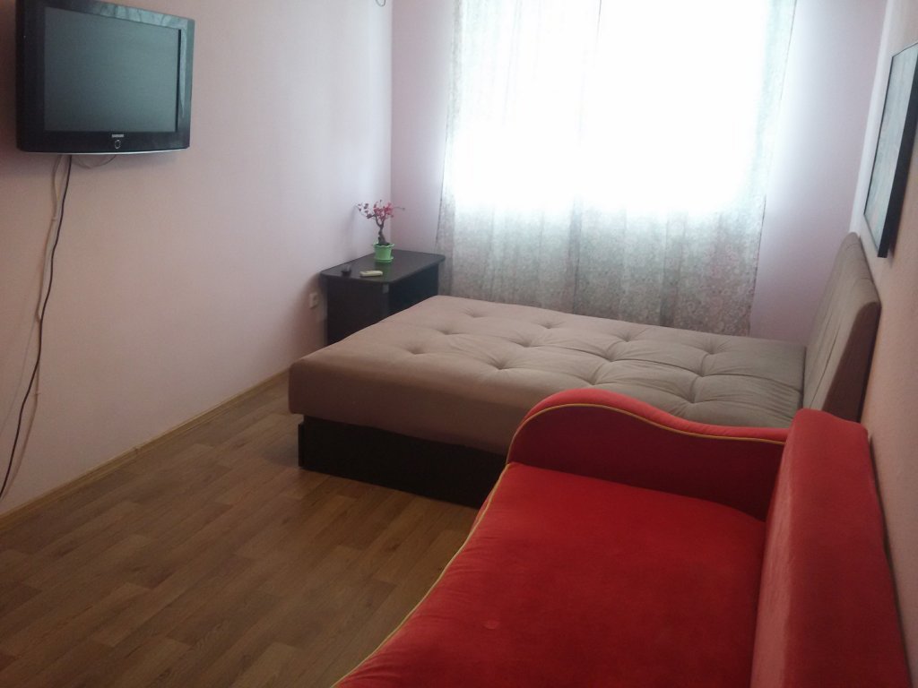 Краснодар: Etazhikvartiryi Na Geroev Razvedchikov 22 Apartments