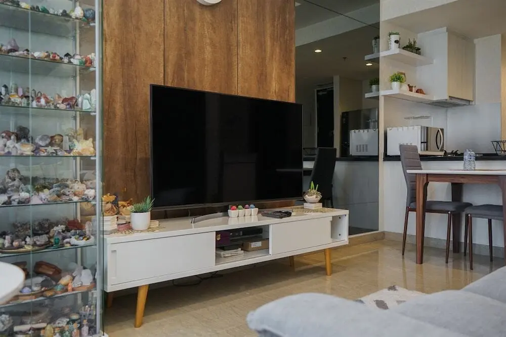 Legok: Minimalist And Cozy 1Br At Branz Bsd City Apartment