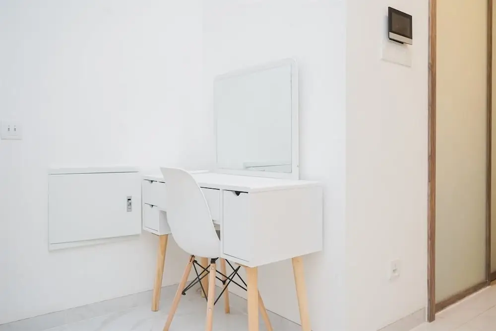 Legok: Comfy And Cozy Stay Studio Room At Sky House Bsd Apartment