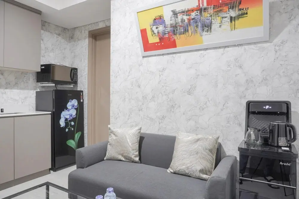 Джакарта: Warm And Elegant 1Br At Gold Coast Apartment