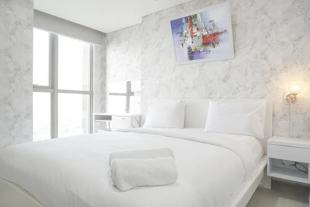 Джакарта: Warm And Elegant 1Br At Gold Coast Apartment