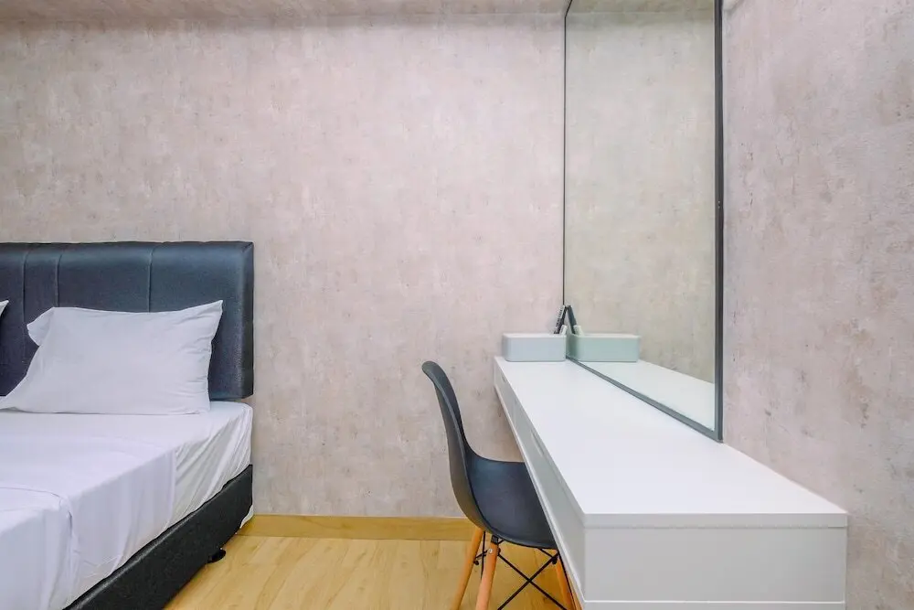 Джакарта: Nice And Strategic Studio At Bassura City Apartment