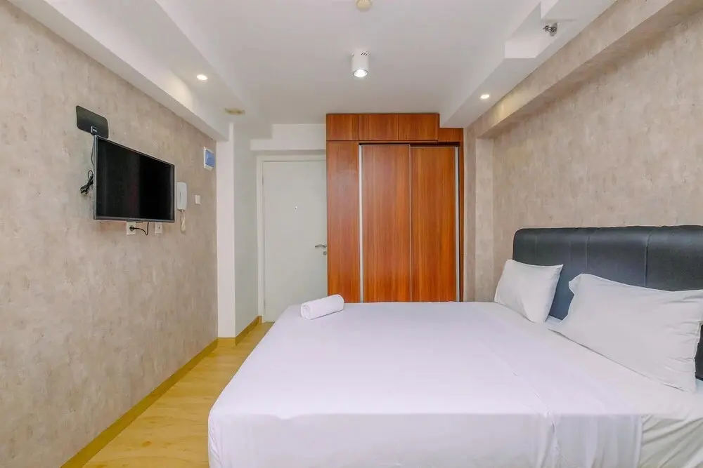 Джакарта: Nice And Strategic Studio At Bassura City Apartment