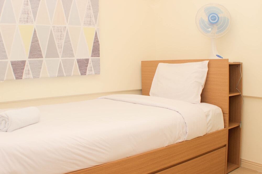 Сибату: Simple And Comfort 2Br At Meikarta Apartment