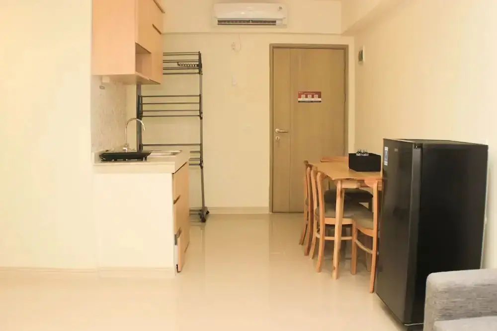 Сибату: Simple And Comfort 2Br At Meikarta Apartment