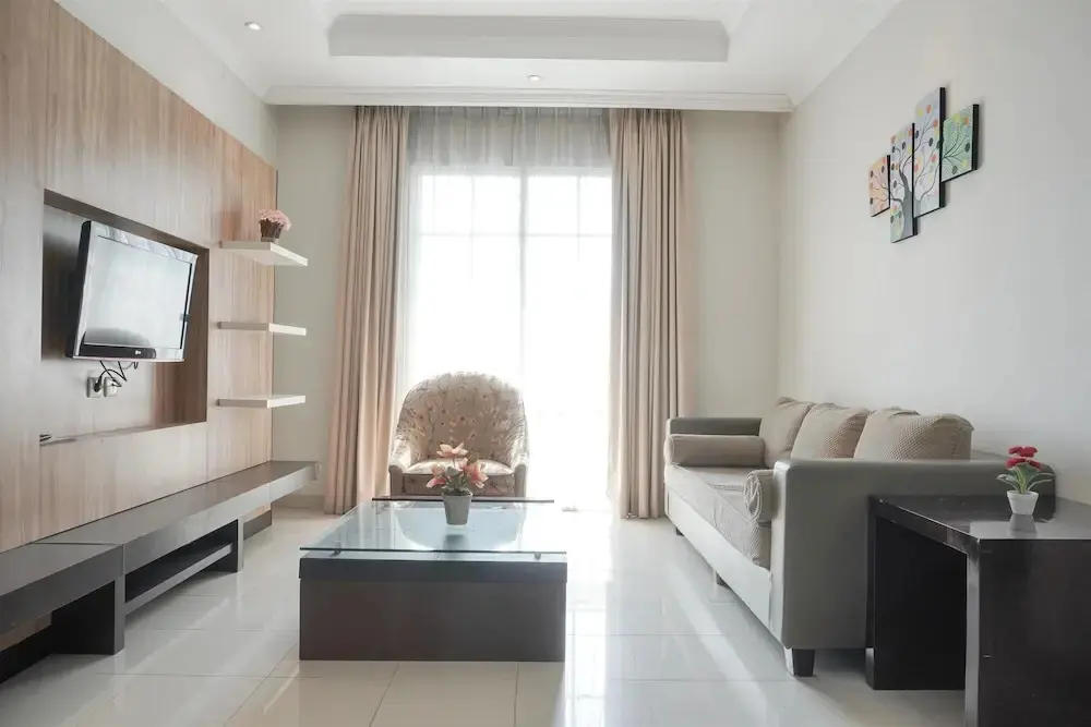Джакарта: Cozy Stay And Tidy 1Br At The Bellezza Apartment