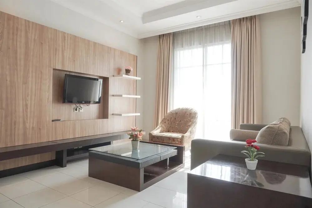 Джакарта: Cozy Stay And Tidy 1Br At The Bellezza Apartment