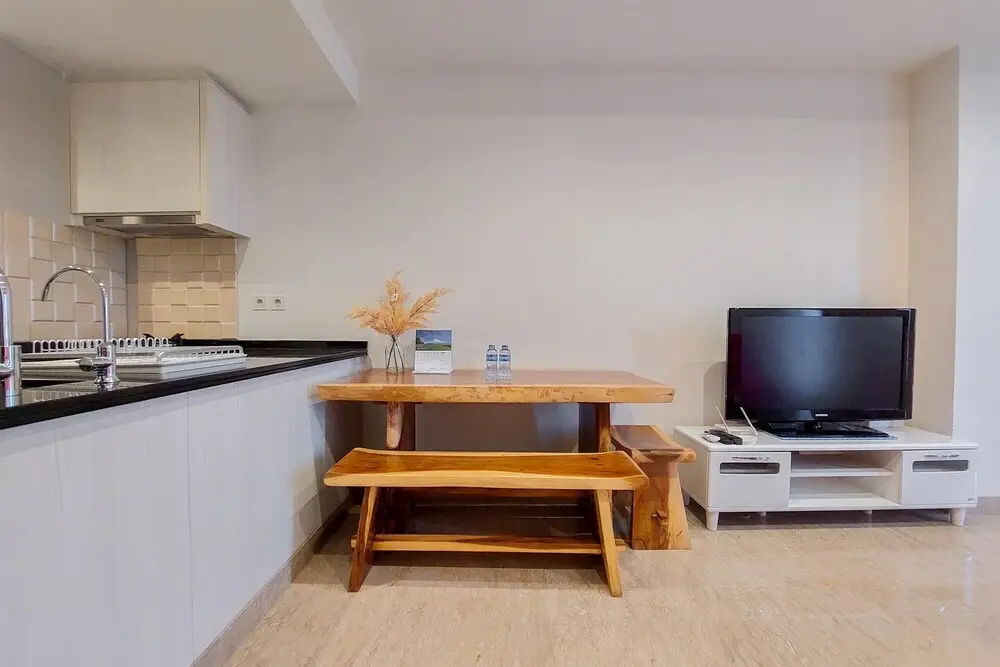 Legok: Homey And Simply 1Br At Branz Bsd City Apartment