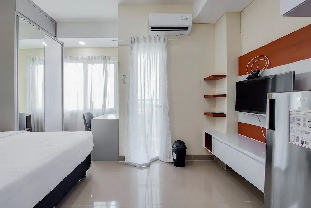 Legok: Cozy And Fully Furnished Studio Apartment B Residence