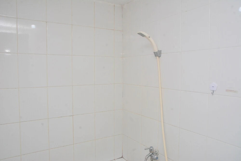 Джакарта: Scenic 2Br Bassura City Apartment Near Shopping Mall