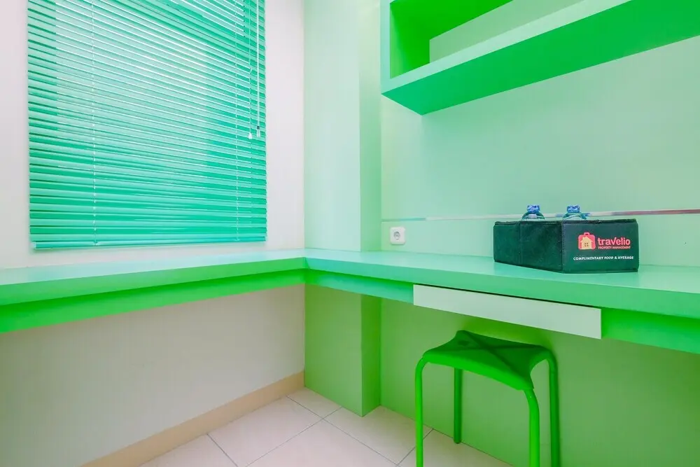Бекаси: Fancy And Nice Studio Room At Springlake Summarecon Bekasi Apartment