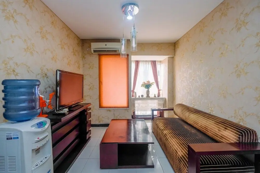 Джакарта: Comfort And Homey 2Br At Nifarro Park Apartment