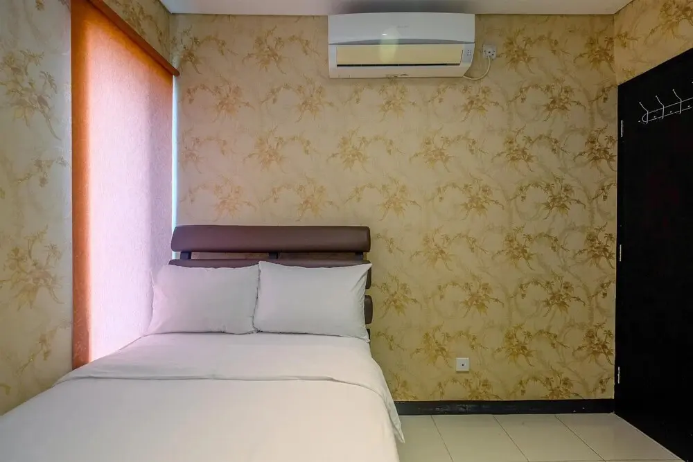 Джакарта: Comfort And Homey 2Br At Nifarro Park Apartment