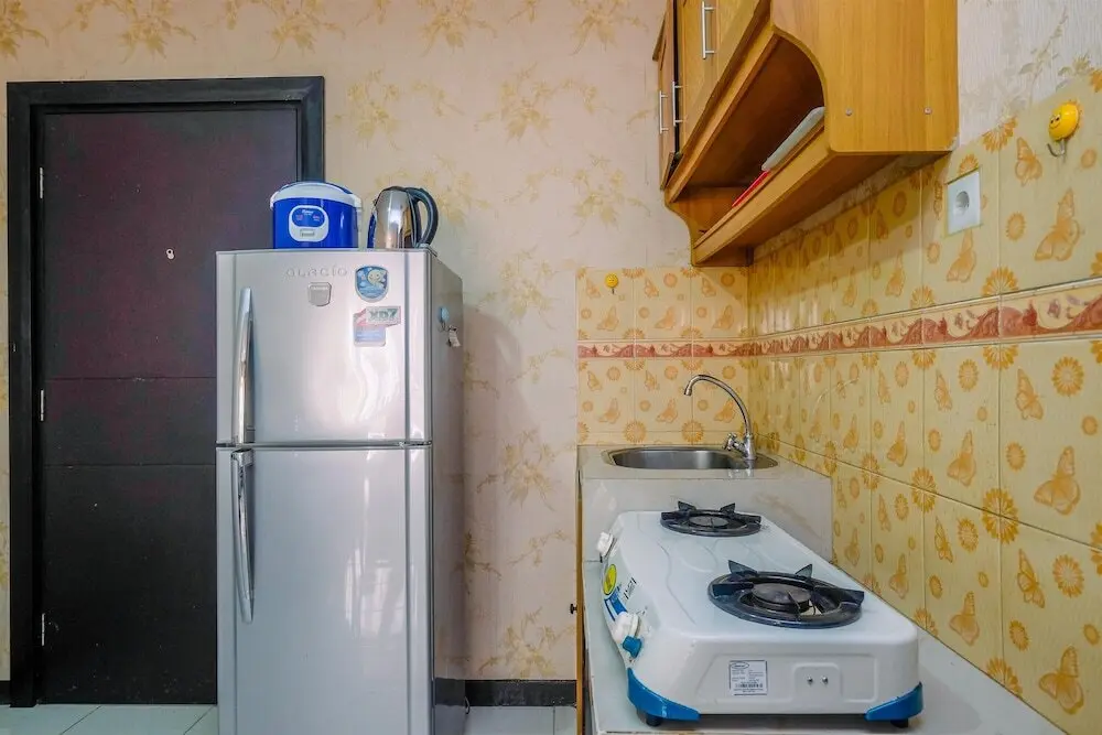 Джакарта: Comfort And Homey 2Br At Nifarro Park Apartment