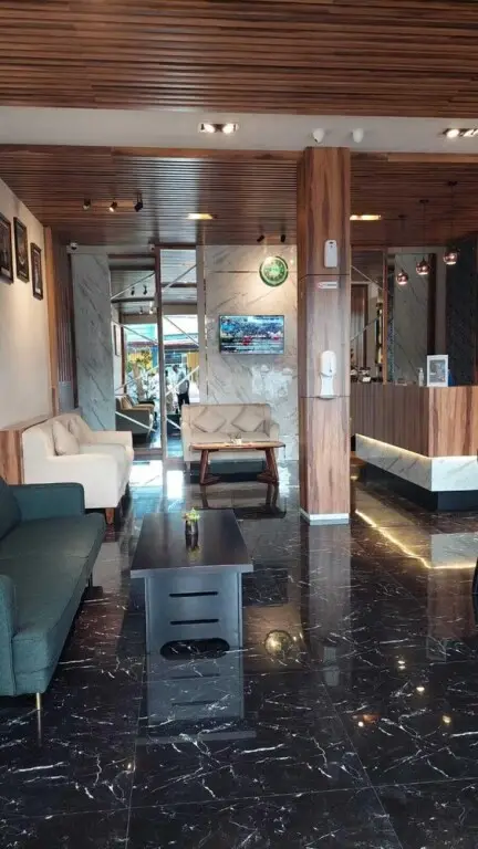 Букиттинги: Mulia Hotel Syariah