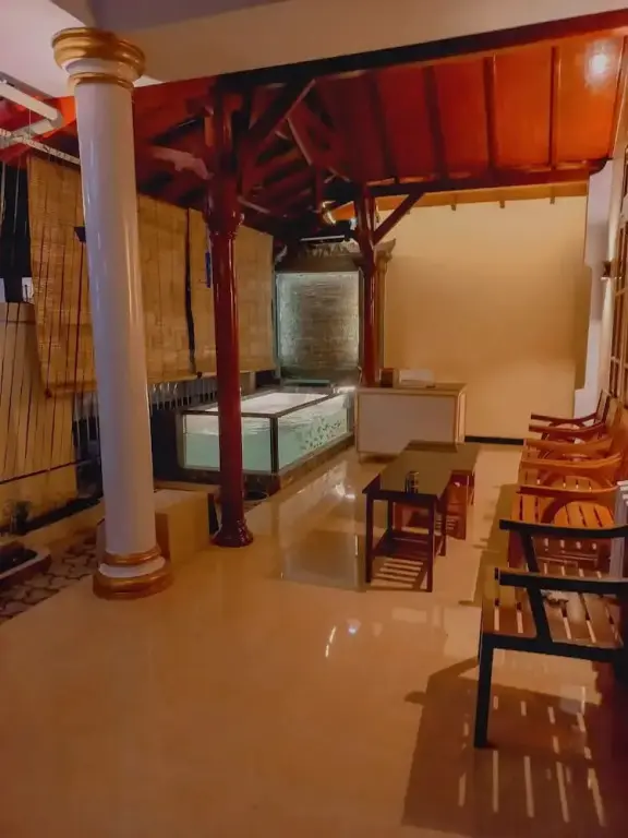 Баньюванги: Rumah Kost Nakula