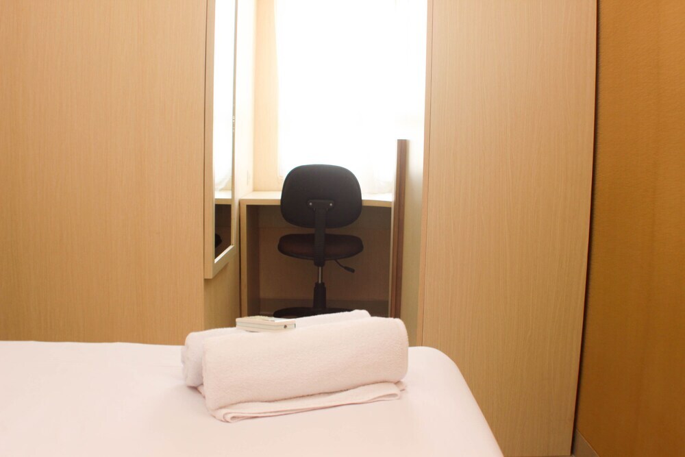 Чикаранг: Nice And Comfort 2Br Apartment At Mustika Golf Residence