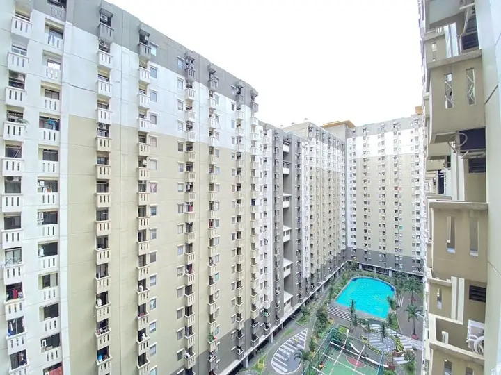 Бандунг: Spacious Studio Furnished Apartment At Gateway Ahmad Yani Cicadas Bandung