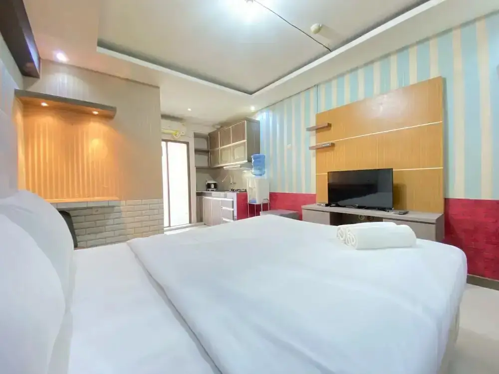 Бандунг: Spacious Studio Furnished Apartment At Gateway Ahmad Yani Cicadas Bandung