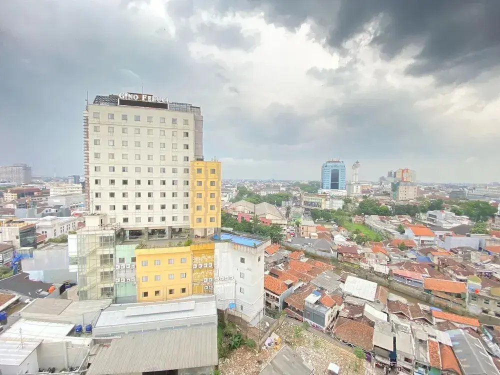 Бандунг: Spacious And Modern 2Br At Braga City Walk Apartment