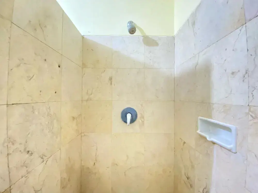 Бандунг: Spacious And Modern 2Br At Braga City Walk Apartment