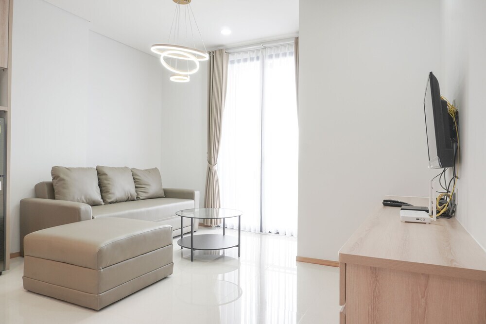 Джакарта: Beautiful And Cozy 2Br Samara Suites Apartment