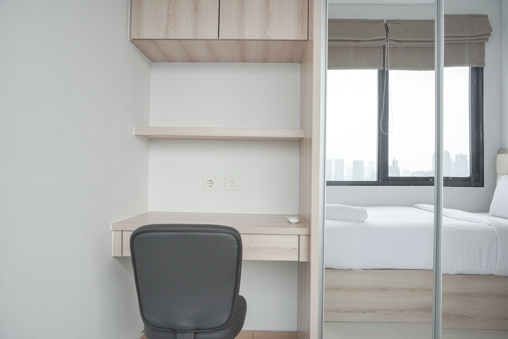 Джакарта: Beautiful And Cozy 2Br Samara Suites Apartment