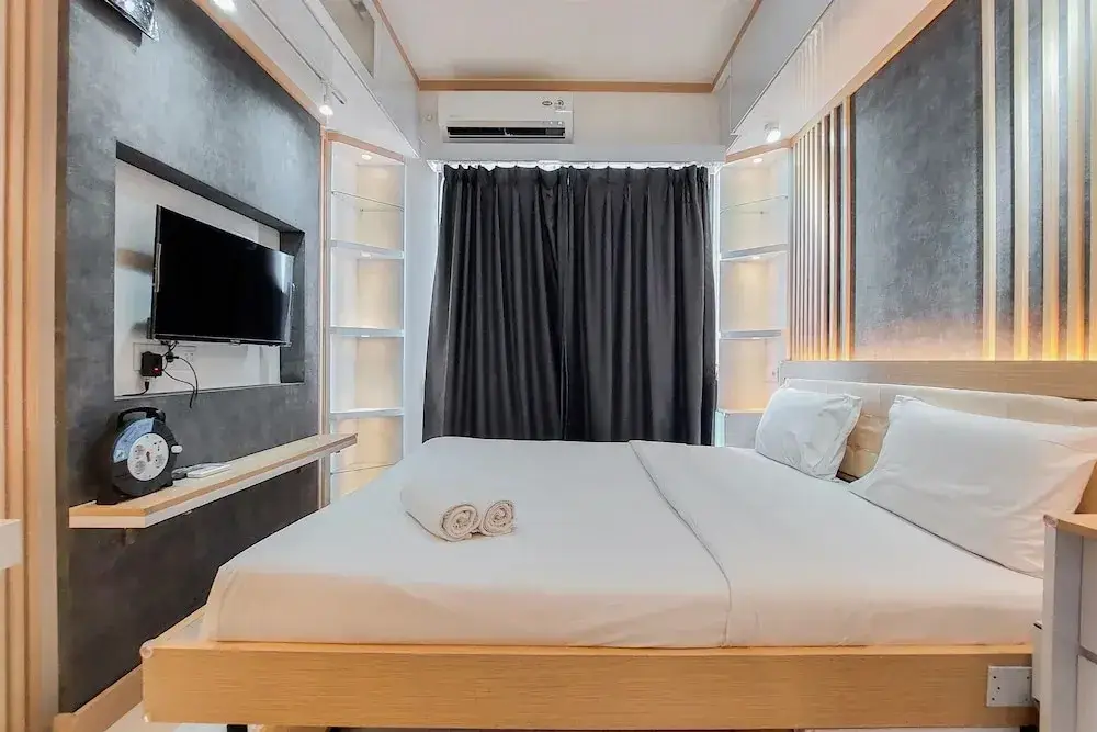 Legok: High Floor And Simply Look Studio At Sky House Bsd Apartment