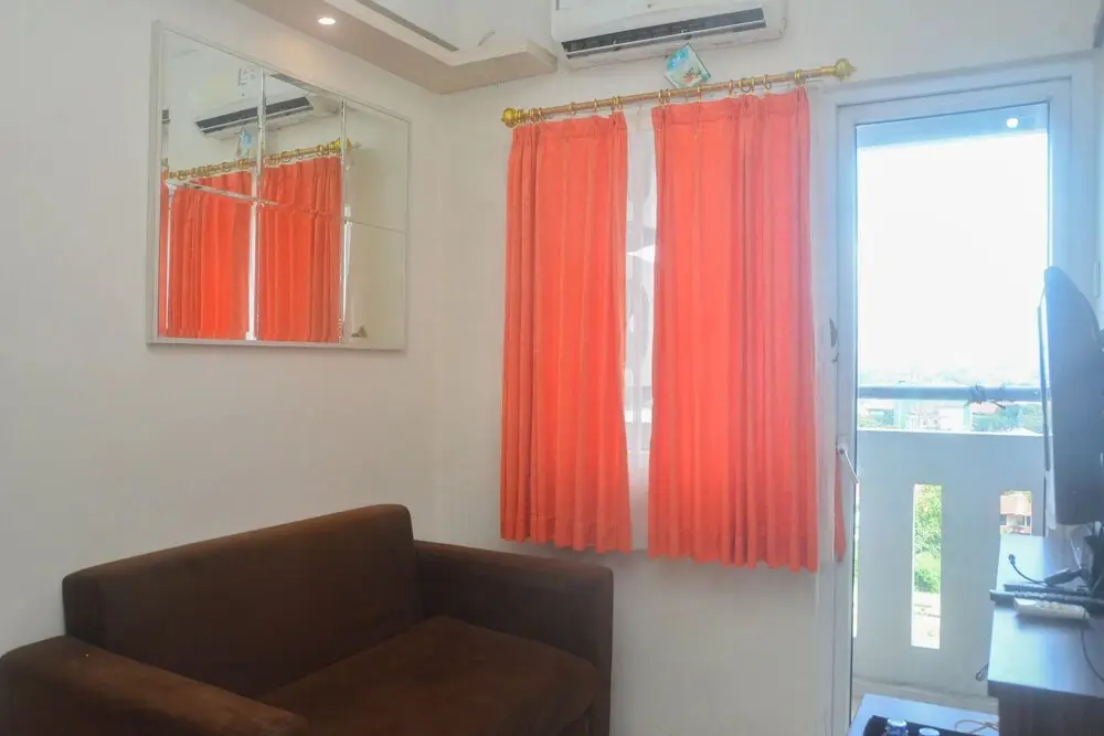 Джакарта: Comfy And Best Deal 2Br At Green Pramuka City Apartment