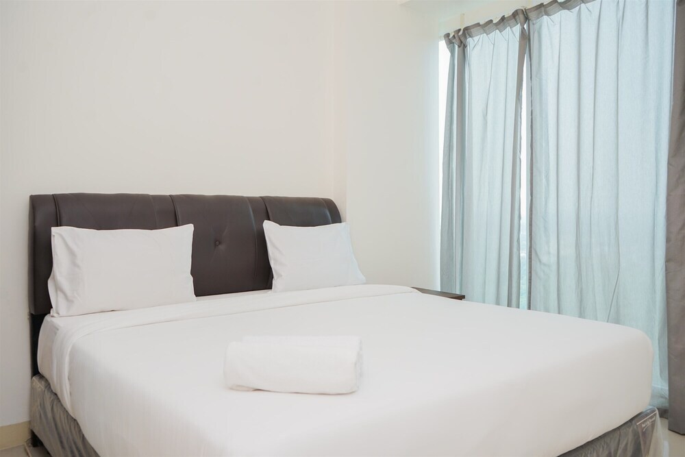 Comfort And Enjoy Living 1Br At Tree Park City Bsd Apartment — фото 1