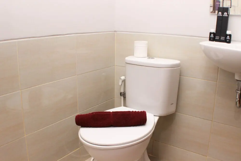 Бекаси: Simply Look Studio Room At Transpark Juanda Bekasi Timur Apartment