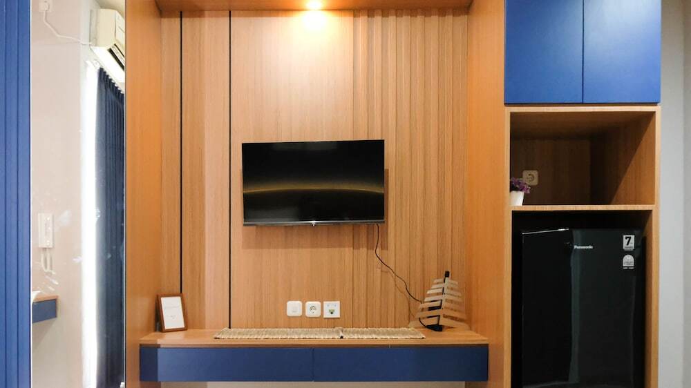 Сурабая: Homey And Tidy Studio At Taman Melati Surabaya Apartment