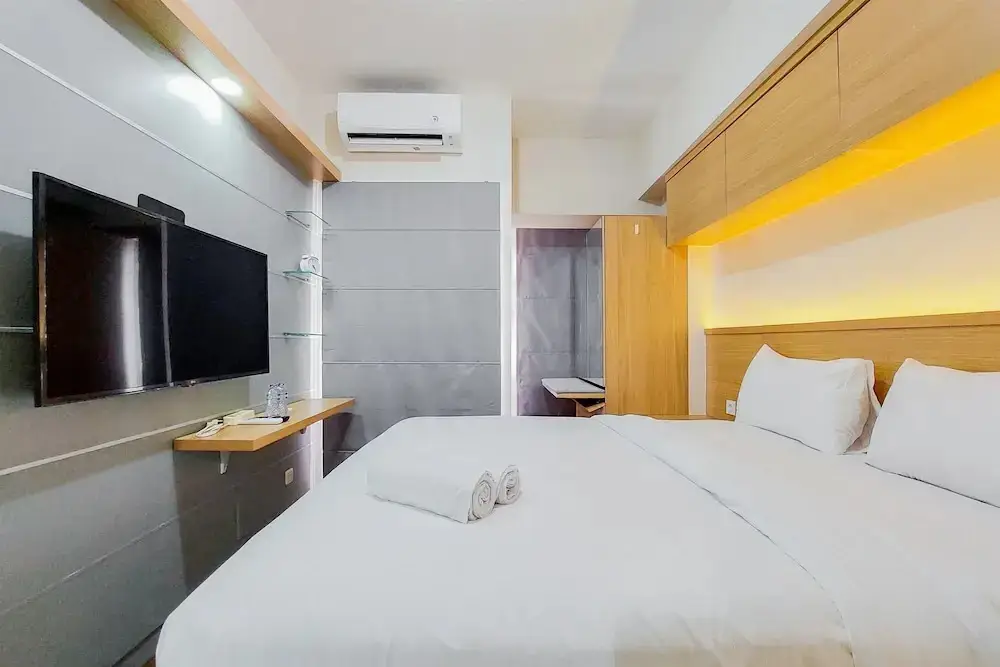 Legok: Comfortable Studio Apartment At M-Town Residence